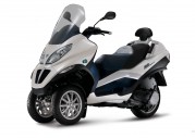 Piaggio MP3 Hybrid